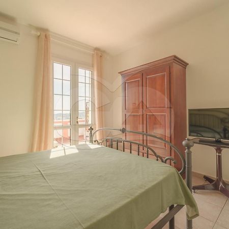 La Palazzina Nel Verde - Goelba Casa Alzi Exterior foto