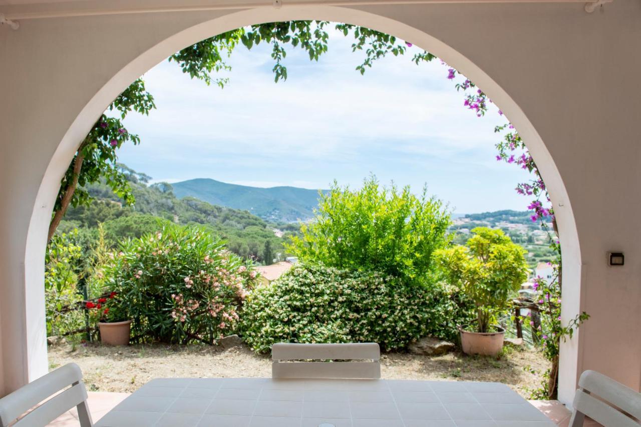 La Palazzina Nel Verde - Goelba Casa Alzi Exterior foto