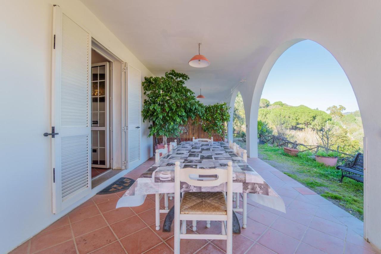La Palazzina Nel Verde - Goelba Casa Alzi Exterior foto