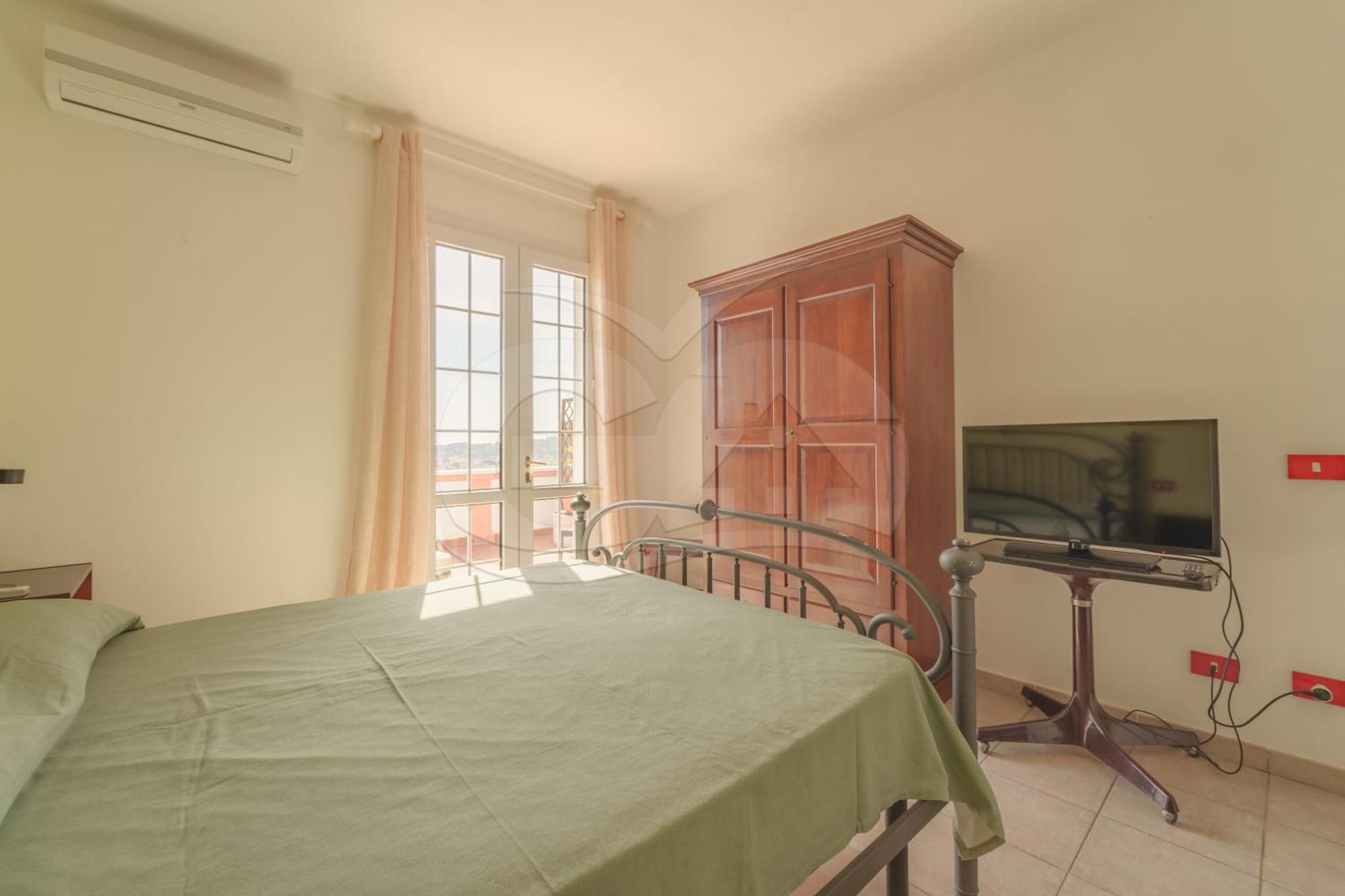 La Palazzina Nel Verde - Goelba Casa Alzi Exterior foto