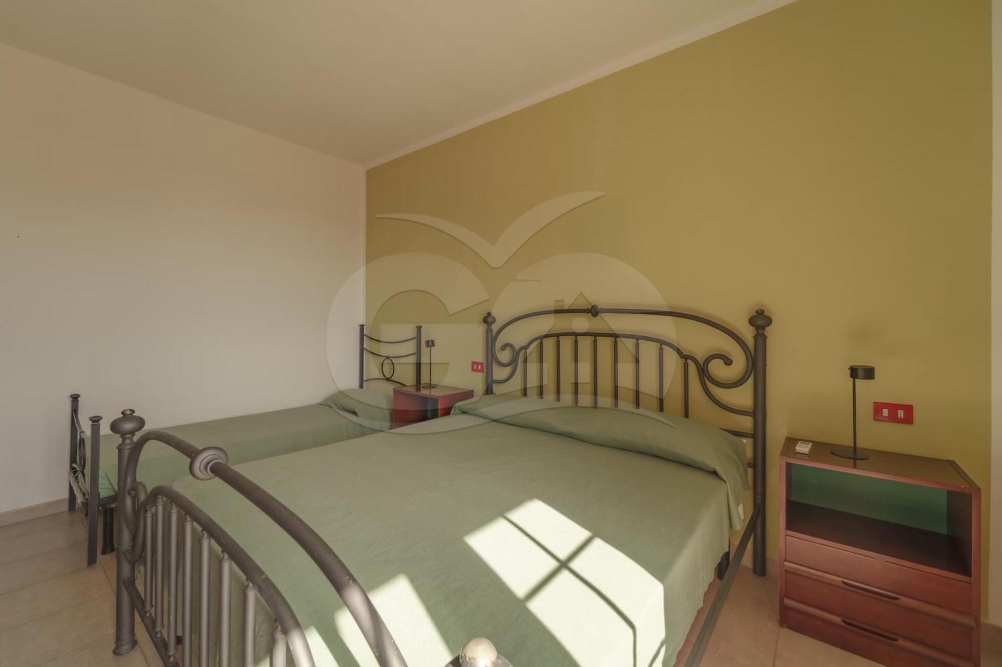 La Palazzina Nel Verde - Goelba Casa Alzi Exterior foto